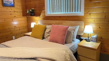 2 bedrooms, in-room safe, desk, free WiFi