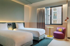 Deluxe Twin Room, 2 Twin Beds | Minibar, in-room safe, laptop workspace, blackout drapes - The Rebyl, Nijmegen, a Tribute Portfolio Hotel (Nijmegen)