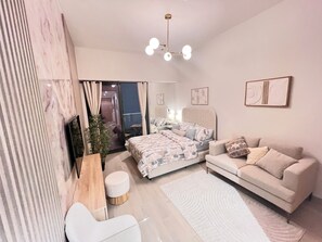 1 soverom, safe på rommet, strykejern/-brett og wi-fi