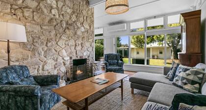 Vintage Vista by Wine Coast Holidays