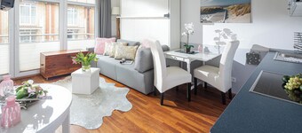 Auf 25 qm Erwartet Sie Eine Komfortable Unterkunft mit Einem Praktischen Schrank