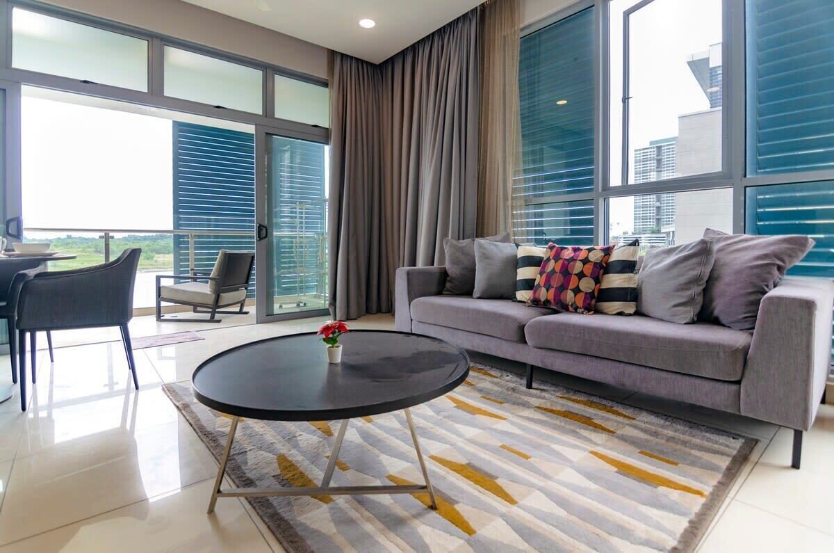 Televisión, oficina