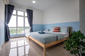 3 chambres, fer et planche à repasser, Wi-Fi, literie fournie