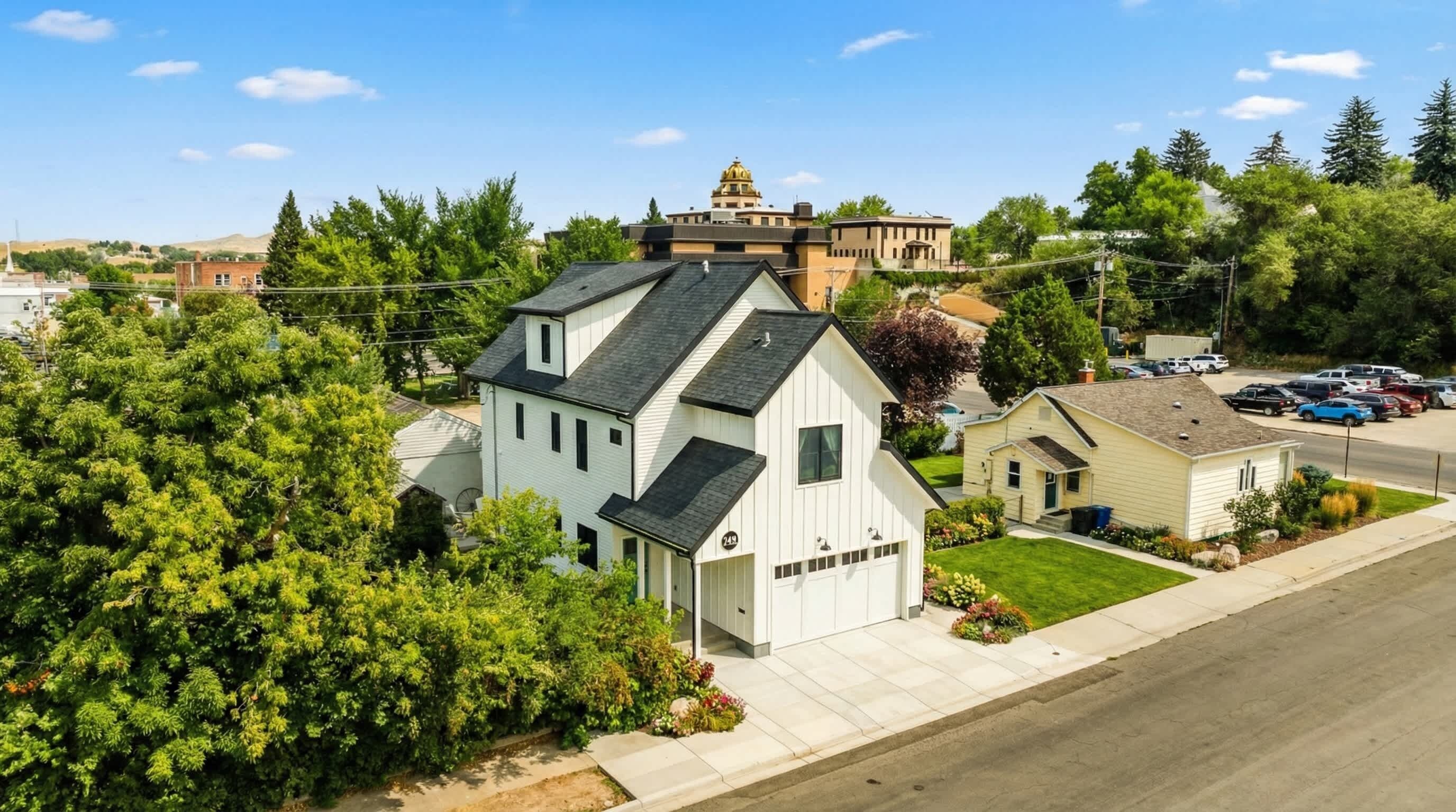 المنشأة من الخارج