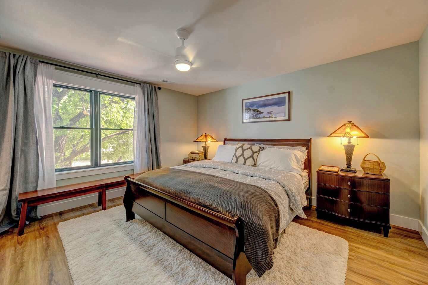 3 多间卧室、办公桌、熨斗/熨衣板、WiFi