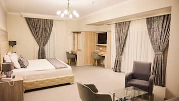 2 habitaciones, escritorio, wifi gratis y ropa de cama