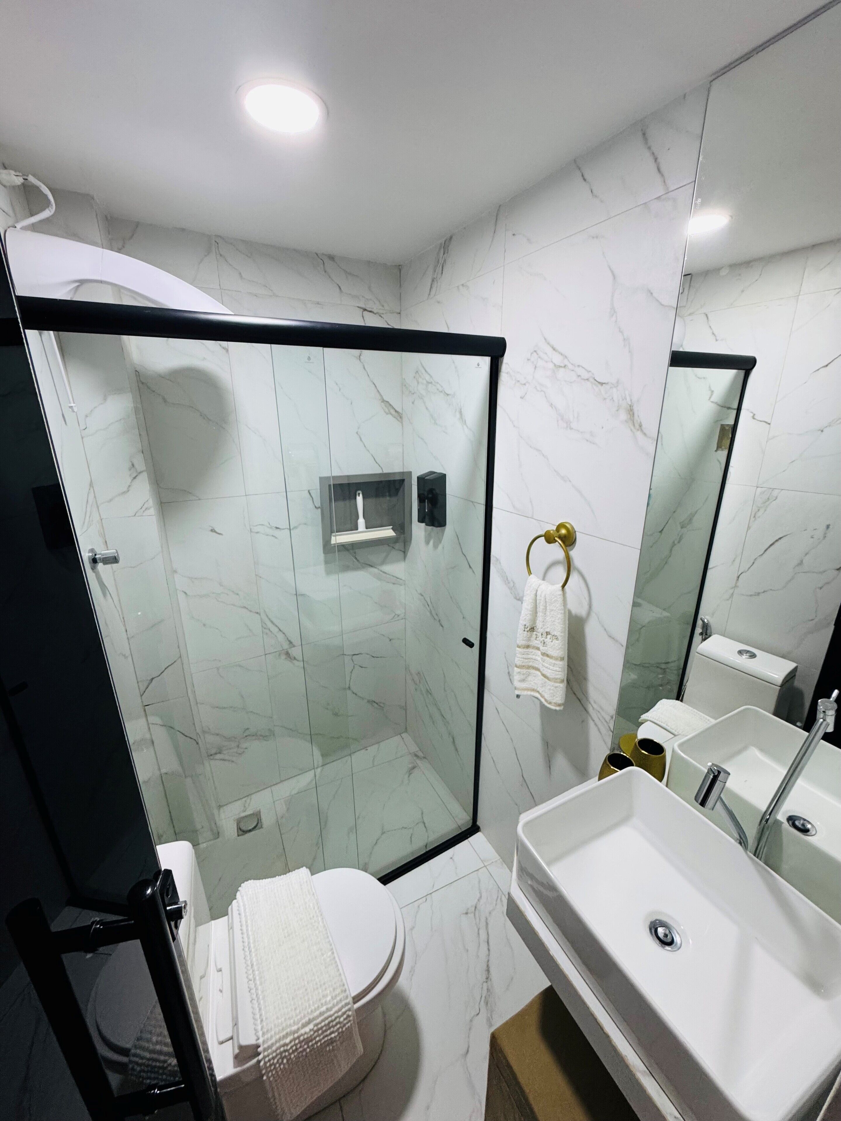 Luxury Quadruple Room, Courtyard View | Bathroom | Shower, rainfall showerhead, hair dryer, towels