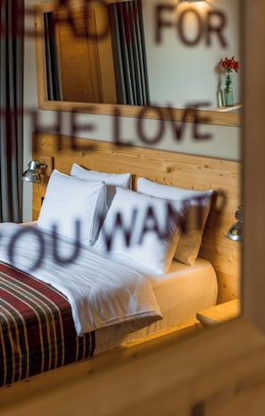 Deluxe Double Room, Mountain View | Desk, laptop workspace, free WiFi - 174o Boutique hotel (Kazbegi)