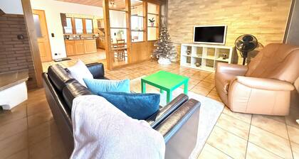 H&H Home-Quite and cozy central apartment near Park in Sindelfingen