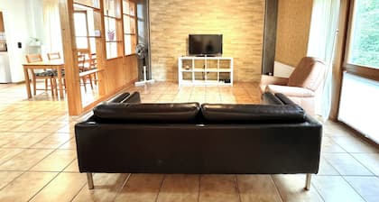 H&H Home-Quite and cozy apartment near Daimler & IKEA