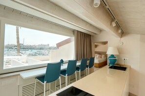 Apartment | 6 bedrooms - Marina Homes in Syracuse (Syracuse)