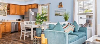 Downtown OC Townhome! - (B)