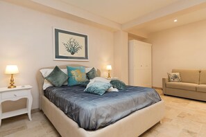 Apartment - Marina Homes Standard 1 (Syracuse)