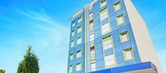 Collection O Metro Manila near University Belt formerly 1318 Residences