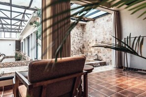 Room - Chestnut Organic Family Farm (Beijing)