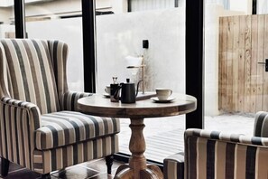 Dining - Chestnut Organic Family Farm (Beijing)