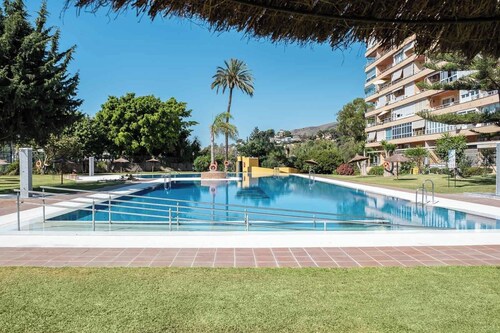 Vistas al Mar, Piscina, Parking, 900 m Playa, Wifi