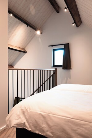 Family Cabin, Garden View | In-room safe, soundproofing, free WiFi - B&B Oplombike (Gooik)