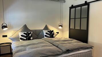 1 Schlafzimmer, Bügeleisen/Bügelbrett, Reisekinderbett, kostenloses WLAN