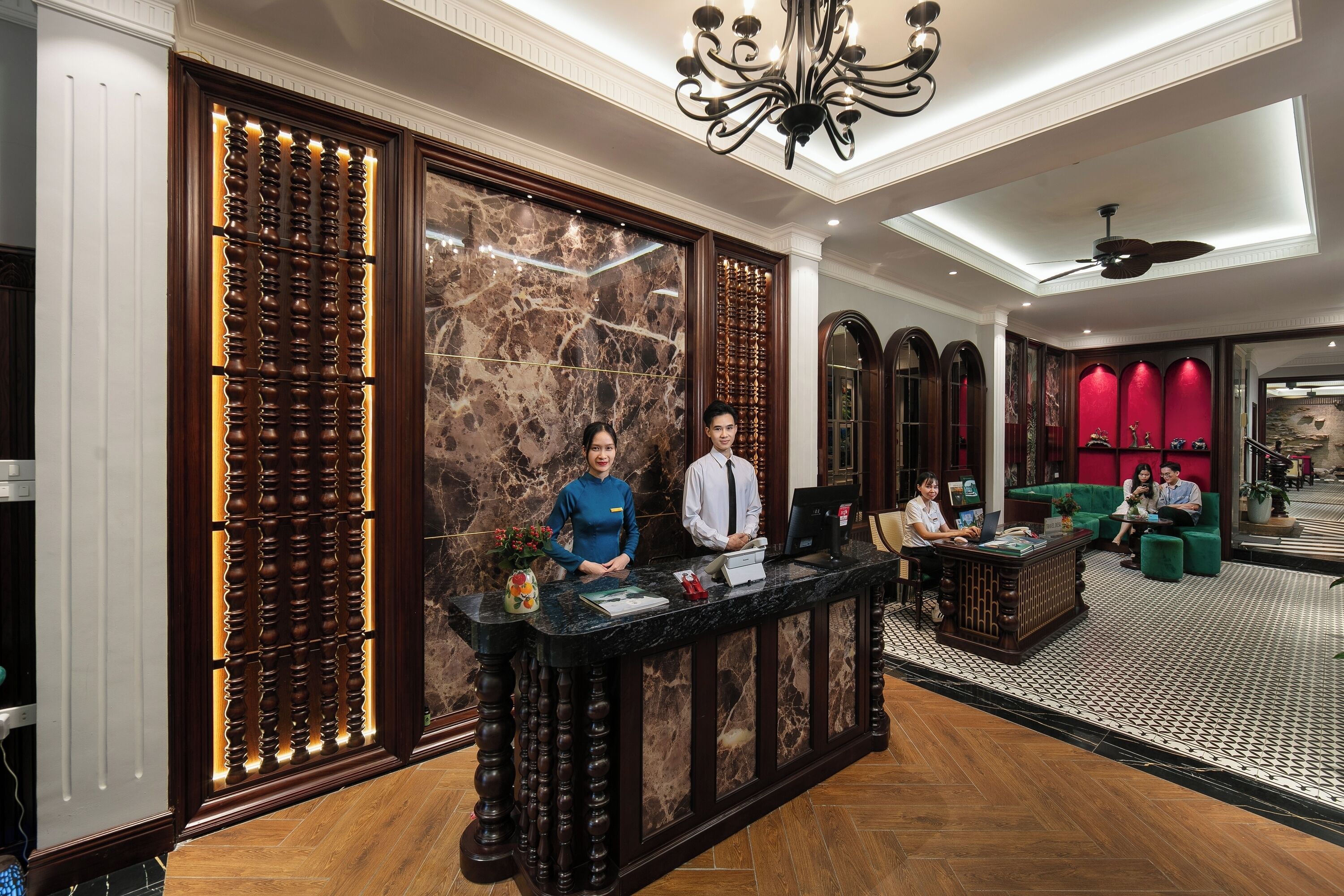 Foto - Serene Central Hotel