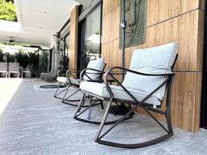 Terrace/patio - Villa Anthoni - Cosy 3 Chambres Avec Piscine (Mueang Phuket district)