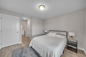 2 habitaciones, escritorio, cuna de viaje y wifi gratis