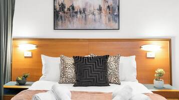 1 chambre, fer et planche à repasser, lit parapluie, Wi-Fi