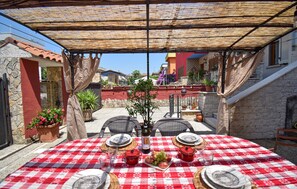 Outdoor dining - Cozy home in Venafro with WiFi (Venafro)