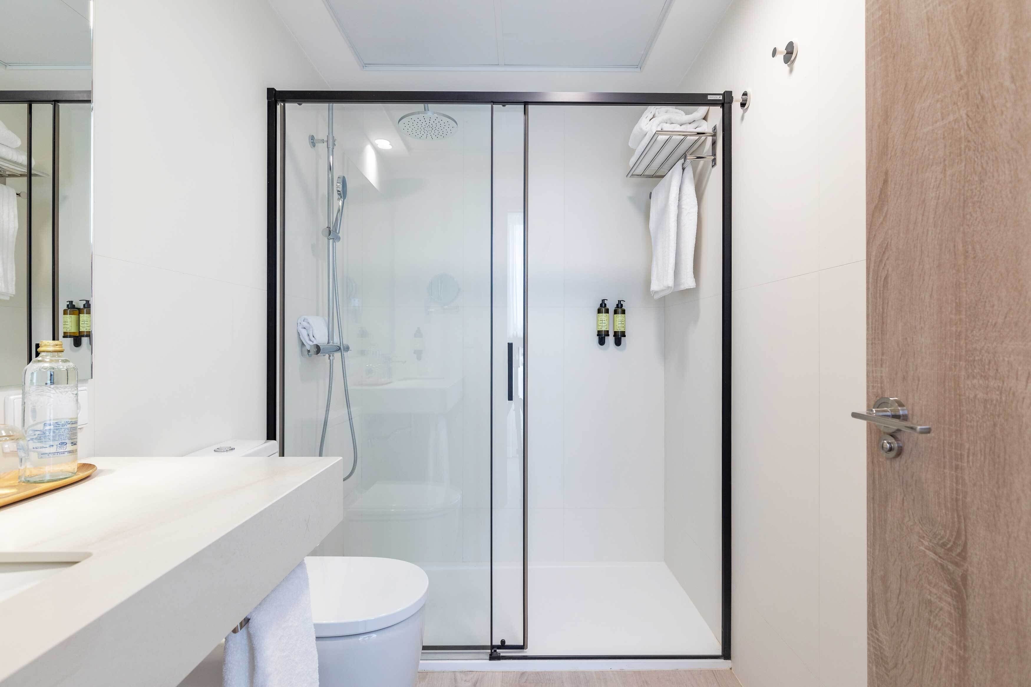 Photo - HQ Arena Hotel