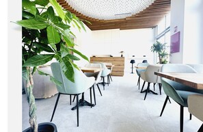 Reception - HQ Arena Hotel (Valencia)