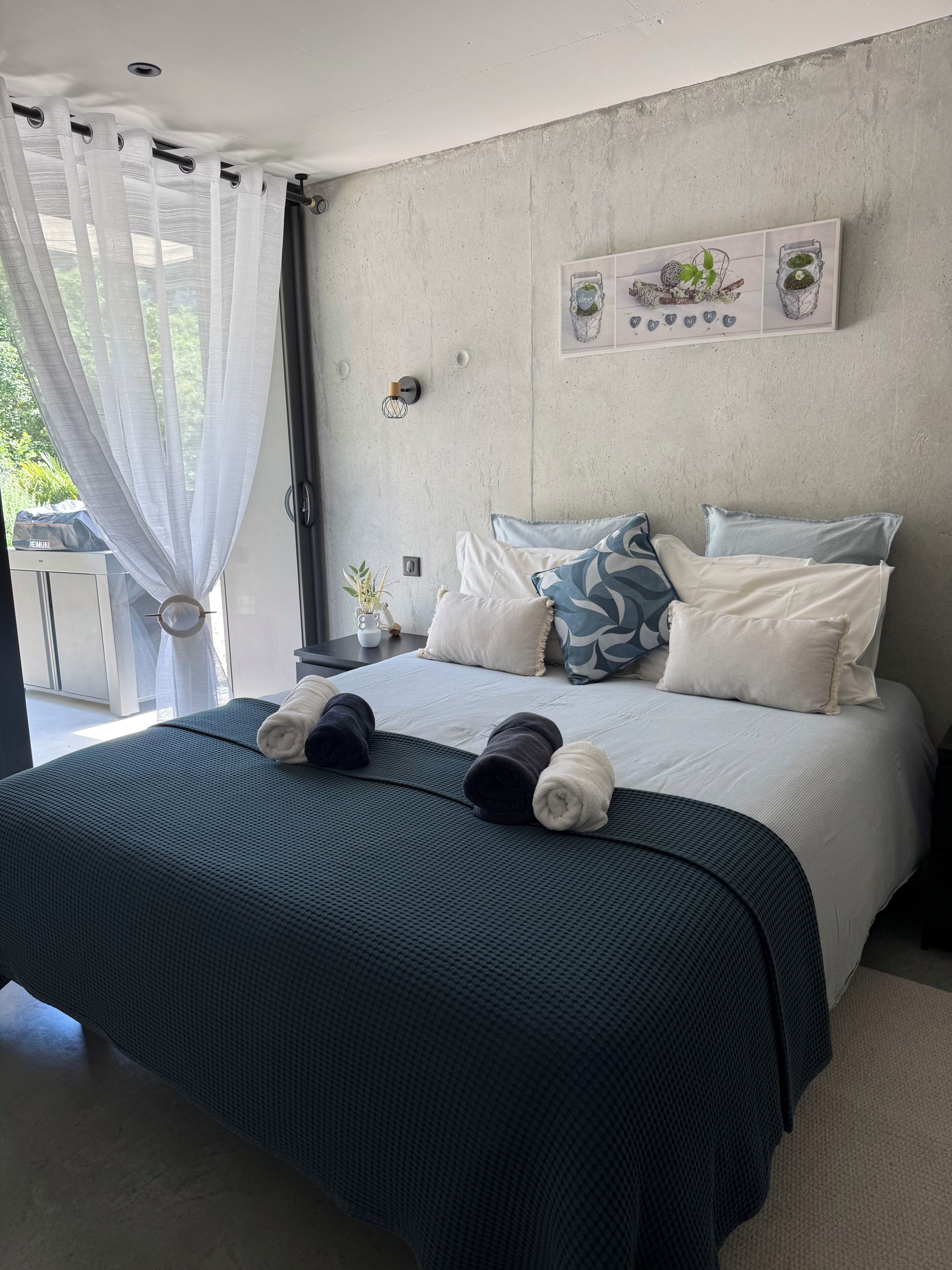 1 bedroom, iron/ironing board, travel crib, free WiFi