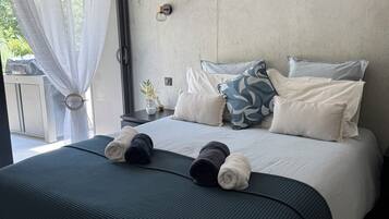 1 bedroom, iron/ironing board, travel crib, free WiFi