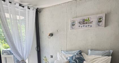 Gîtes les rochers de Plaisians avec piscine privée
