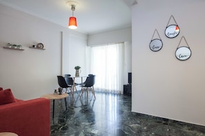 Living area - Modern 1 Bd Balcony Apt in Kato Patisia (Athens)