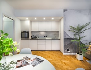 Fridge, dishwasher, electric kettle, toaster - San Barnaba Palace - Design Apartment R&R (Venecia)