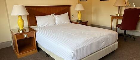 Caja de seguridad en la habitación y decoración personalizada