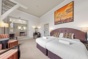 Luxury Room | In-room safe, individually decorated, individually furnished, desk