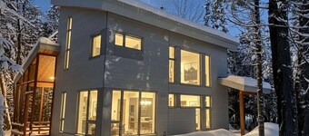 Ecology between forest and river | L'Hermine Charme