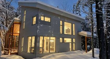 Ecology between forest and river | L'Hermine Charme