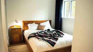 2 bedrooms, iron/ironing board, travel crib, WiFi