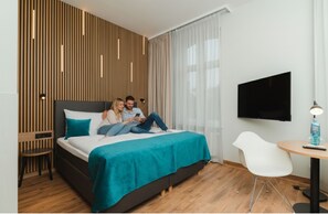 Standard Double Room, 1 Queen Bed | Soundproofing, free WiFi, bed sheets - H24 Hotel Apartments Eberswalde (Eberswalde)
