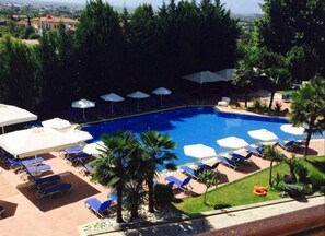 Outdoor pool - Famissi sofita 9 (Kalampaka)