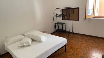 House, 2 Bedrooms, Smoking | 2 bedrooms