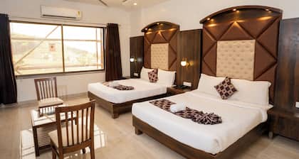 Hotel Grand Sarowar