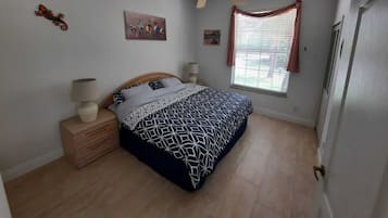 2 chambres, fer et planche Ă repasser, Wi-Fi, draps fournis