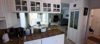 Wunderschöne Villa auf Einem Ăber 6.000 qm GrundstĂŒck