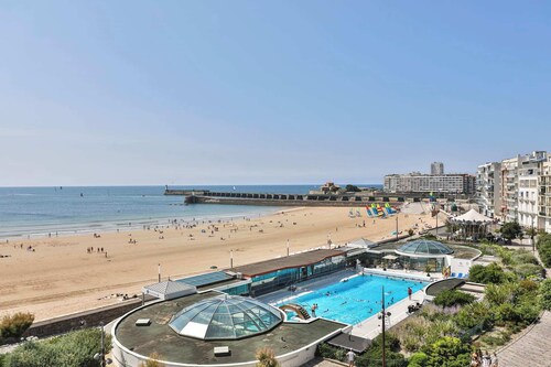 Logement d'exception, vue mer, au pied de la plage