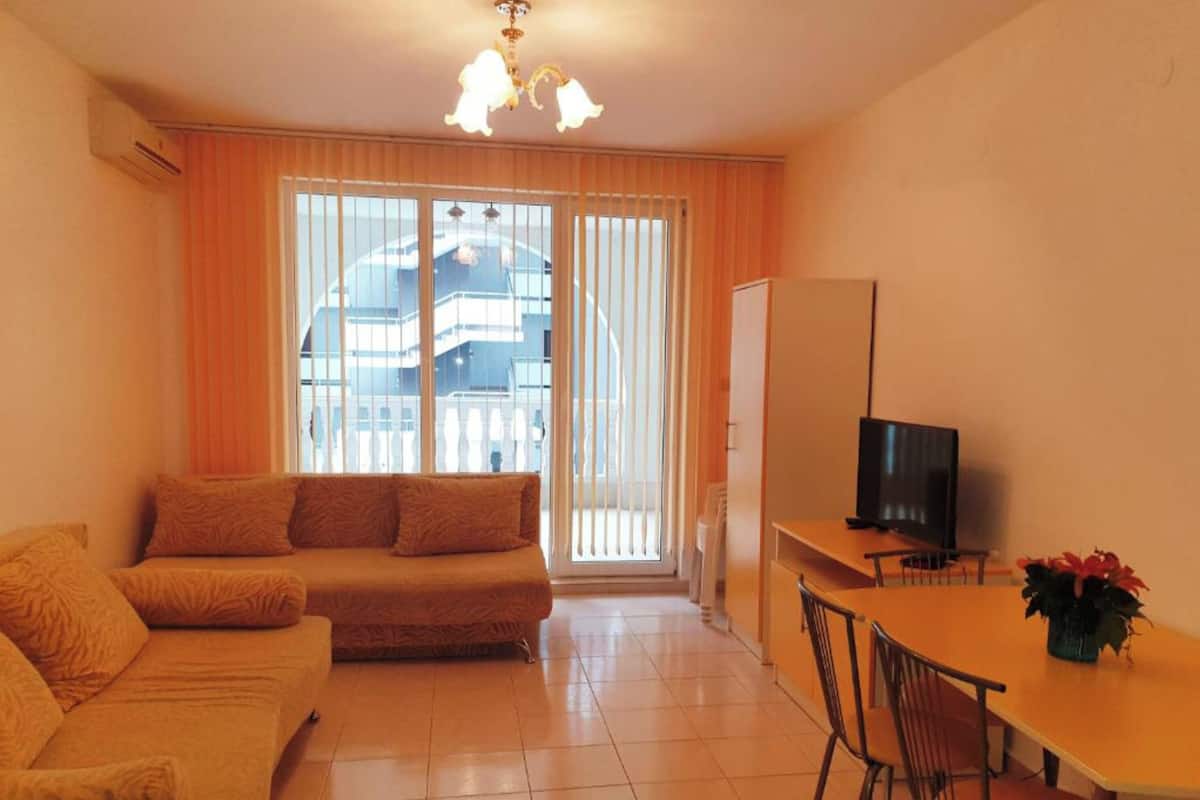 Apartment, 1 Bedroom | 1 bedroom, free WiFi