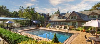 Castle Retreat – Pool, Spa & Mountain Adventures
