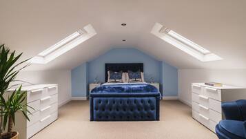 3 bedrooms, iron/ironing board, travel cot, free WiFi